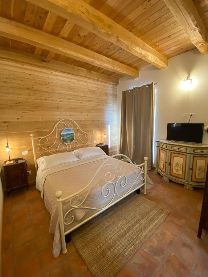 فيلا Cascina Maina Diano dʼAlba المظهر الخارجي الصورة